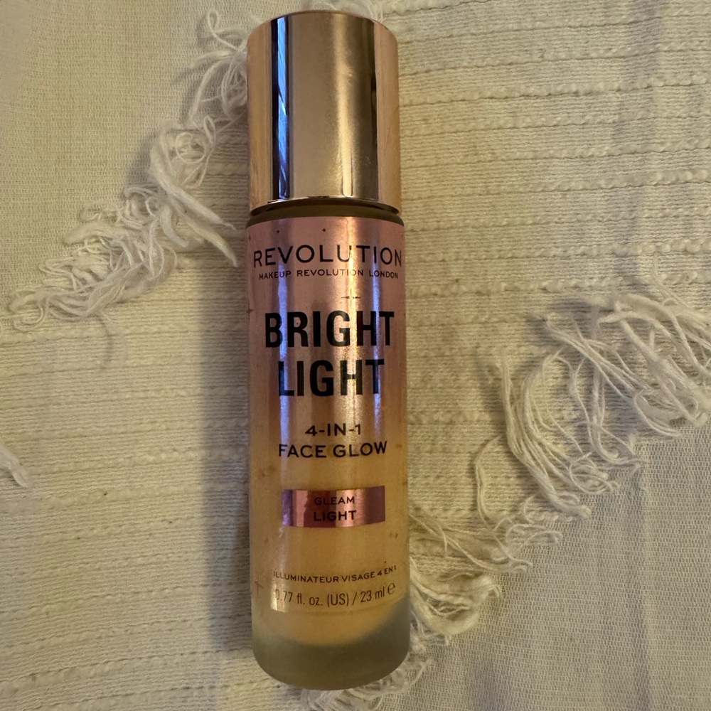 Revolution Cream Highlighter Makeup
